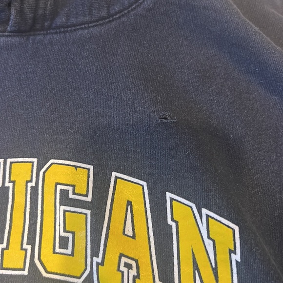 University of Michigan Champion Sweatshirt - Picture 3 of 7